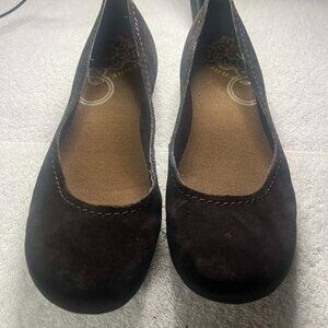 Merrell Avesso slip on ballet flats size 7.5 in expresso brown suede